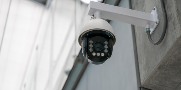 Reformas Integrales de Naves Industriales en Móstoles · Sistema de Circuito Cerrrado de Seguridad